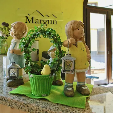 Apartment Residenza Chesa Margun 23-5 By Interhome